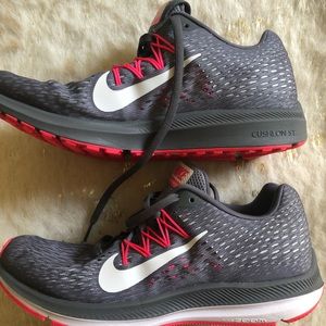 Women’s Nike zoom Winflow